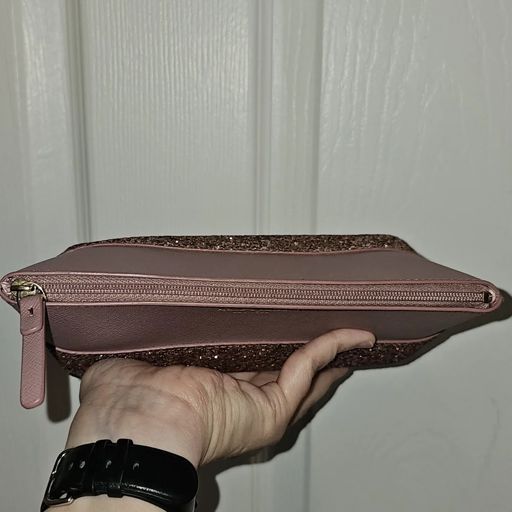 Kate Spade NWOT Pink Glitter Pouch